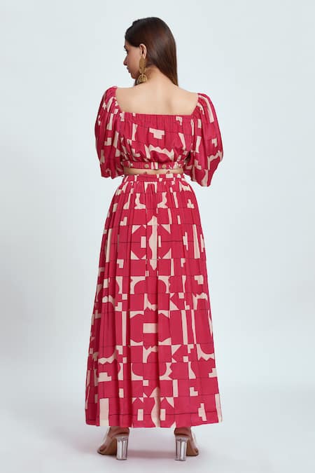 Shop Neetiandmudita Pink Crepe Tetris Square Pattern Crop Top With Skirt at Aza Fashions Shop_Neetiandmudita_Pink Crepe Tetris Square Pattern Crop Top With Skirt _at_Aza_Fashions