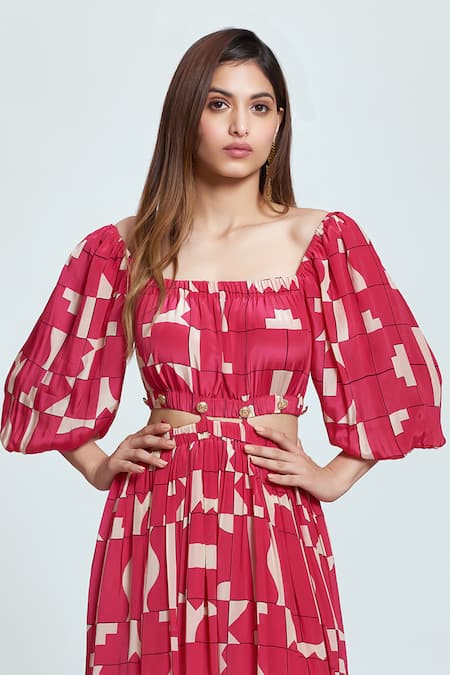 Buy Neetiandmudita Pink Crepe Tetris Square Pattern Crop Top With Skirt Online at Aza Fashions Buy_Neetiandmudita_Pink Crepe Tetris Square Pattern Crop Top With Skirt _Online_at_Aza_Fashions