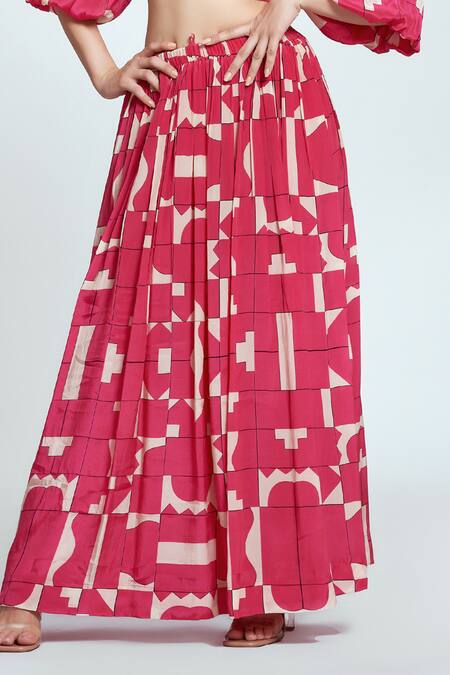 Neetiandmudita Pink Crepe Tetris Square Pattern Crop Top With Skirt at Aza Fashions Neetiandmudita_Pink Crepe Tetris Square Pattern Crop Top With Skirt _at_Aza_Fashions