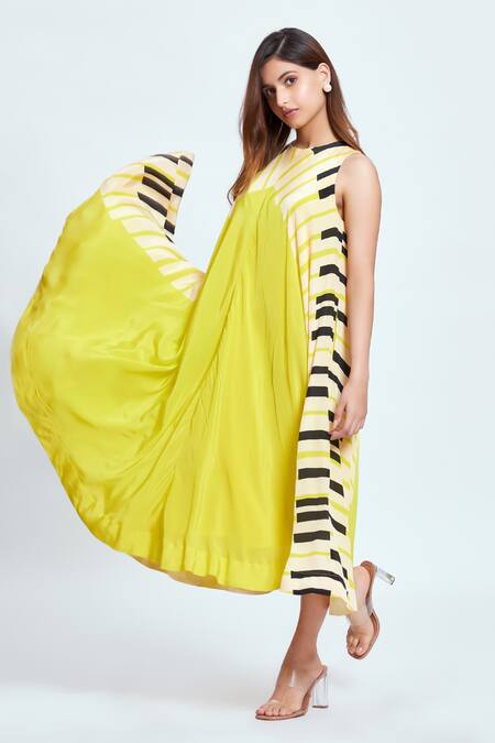 Buy Neetiandmudita Yellow Crepe Round Neck Piano Key Pattern Flared Dress Online at Aza Fashions Buy_Neetiandmudita_Yellow Crepe Round Neck Piano Key Pattern Flared Dress _Online_at_Aza_Fashions