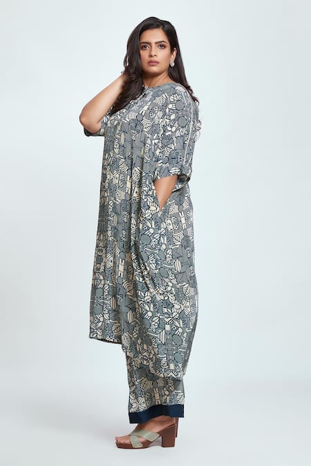 Shop Neetiandmudita Blue Crepe Rhinestones Round Neck Mandala Pattern Tunic And Pant Co-ord Set Online at Aza Fashions Shop_Neetiandmudita_Blue Crepe Rhinestones Round Neck Mandala Pattern Tunic And Pant Co-ord Set _Online_at_Aza_Fashions