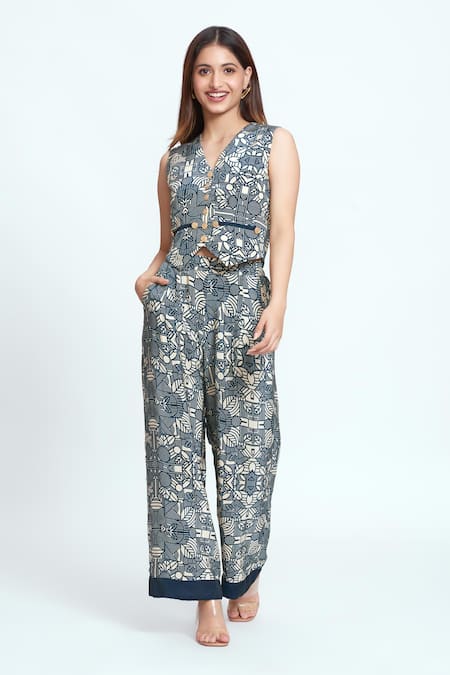 Shop Neetiandmudita Blue Crepe Mandala V Neck Pattern Waist-coat With Culotte Pant at Aza Fashions Shop_Neetiandmudita_Blue Crepe Mandala V Neck Pattern Waist-coat With Culotte Pant _at_Aza_Fashions