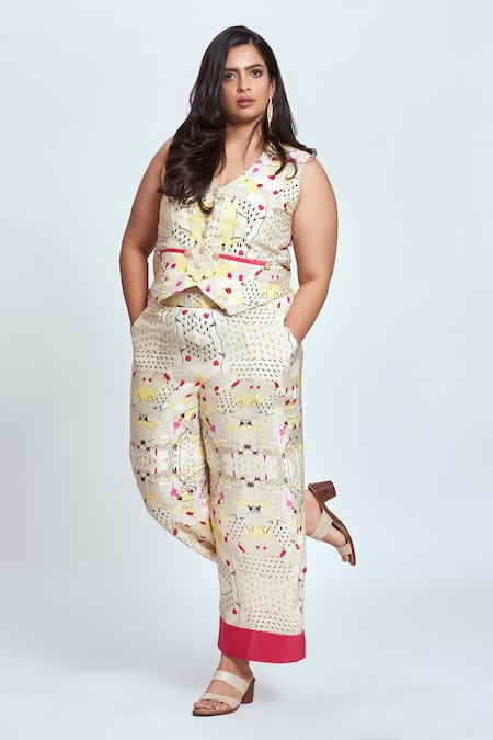 Shop Neetiandmudita Pink Crepe Abstract V Neck Mirrored Pattern Waistcoat And Pant Set Online at Aza Fashions Shop_Neetiandmudita_Pink Crepe Abstract V Neck Mirrored Pattern Waistcoat And Pant Set _Online_at_Aza_Fashions