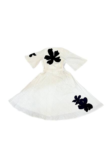 Buy_KA-Sha_Off White Kala Cotton Applique V-neck Floma Dress _Online_at_Aza_Fashions