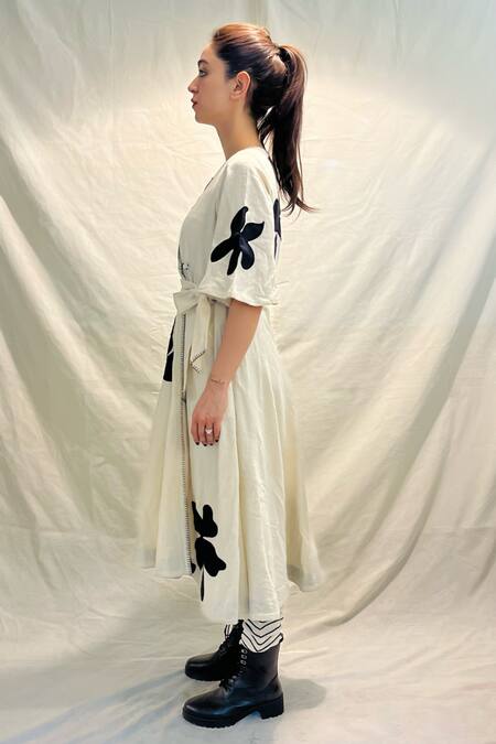 Shop_KA-Sha_Off White Kala Cotton Applique V-neck Floma Dress _Online_at_Aza_Fashions