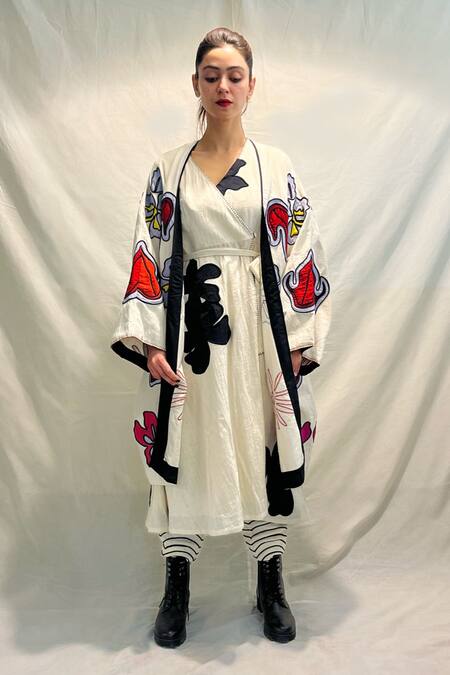 KA-Sha_Off White Kora Cotton Applique Open Phoolan Floral Jacket _at_Aza_Fashions