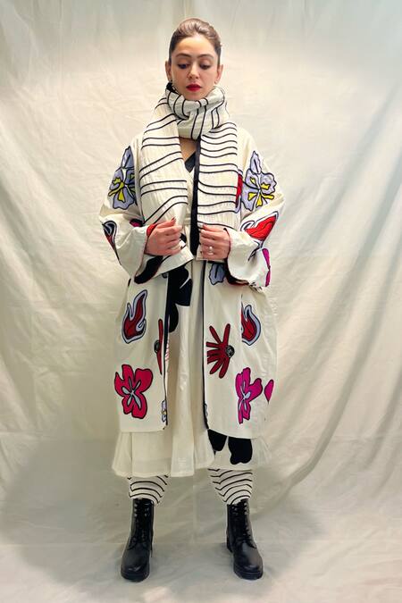 Buy_KA-Sha_Off White Kala Cotton Applique Thakur Striped Pant 