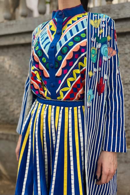 KA-Sha_Blue Cotton Applique Mandarin Collar Wasabi Geometric Crop Shirt _at_Aza_Fashions