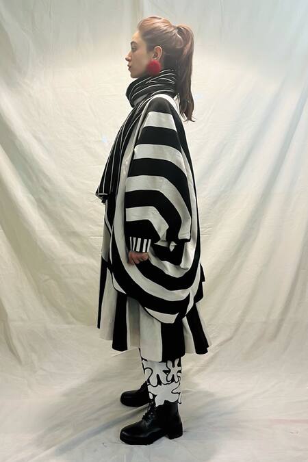 Buy_KA-Sha_Black Cording Striped Corded Scarf _Online_at_Aza_Fashions