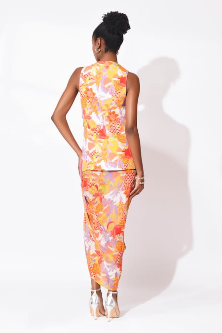 Rishi and Vibhuti Craze Charm Embroidered Vest With Skirt