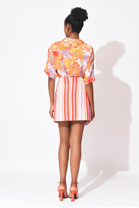 Rishi and Vibhuti Mini Duo Floral Printed Shirt With Skirt