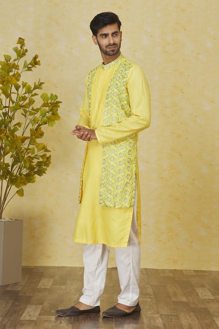 Buy_Priyanka Haralalka_Yellow Cotton Embroidery Resham Panelled Kurta Set_Online_at_Aza_Fashions
