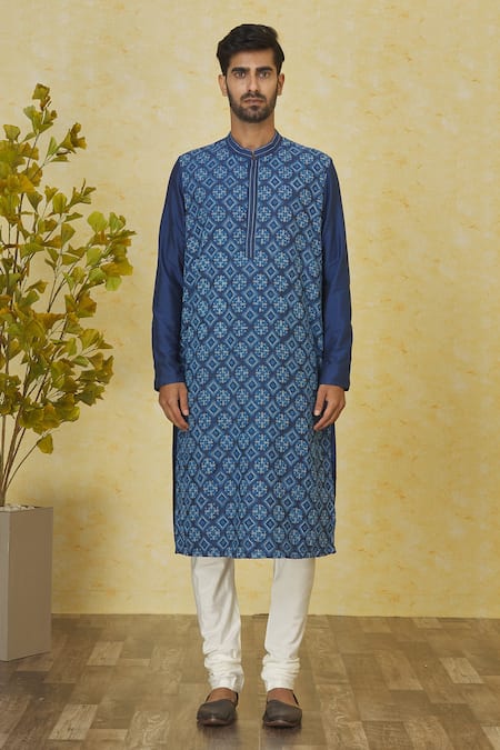 Priyanka Haralalka_Blue Silk Embroidery Kantha Stitch Kurta Set _Online_at_Aza_Fashions