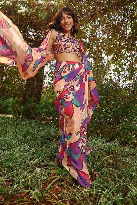 Buy Babita Malkani Peach Floral Print Cape Online at Aza Fashions Buy_Babita Malkani_Peach Floral Print Cape _Online_at_Aza_Fashions