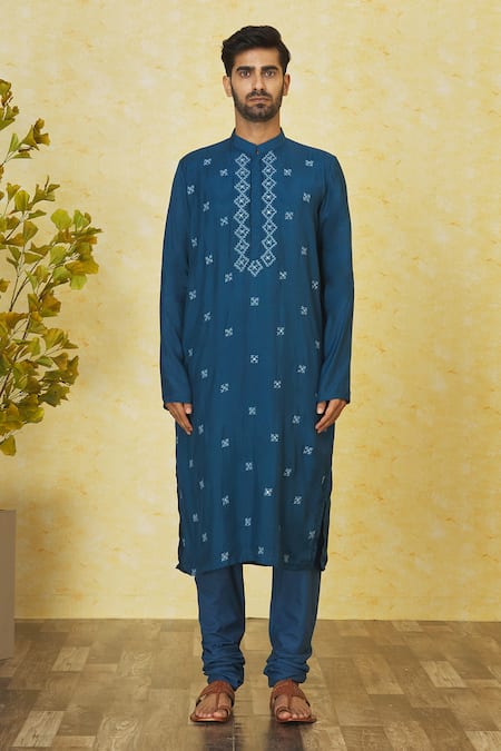 Priyanka Haralalka Blue Silk, Cotton Mirrors, Embroidery Thread Kurta Set Online at Aza Fashions Priyanka Haralalka_Blue Silk, Cotton Mirrors, Embroidery Thread Kurta Set _Online_at_Aza_Fashions