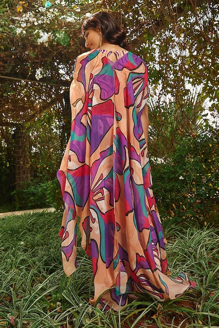 Shop Babita Malkani Peach Crepe Sequins, Cut Work Round Neck Floral Pattern Top at Aza Fashions Shop_Babita Malkani_Peach Crepe Sequins, Cut Work Round Neck Floral Pattern Top _at_Aza_Fashions