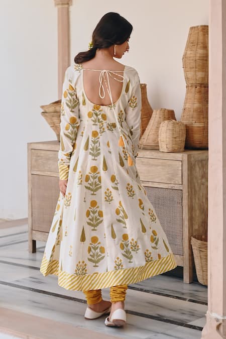 Shop Karaj Jaipur Yellow Cotton, Kota Doria Embroidery Round Neck Flower Butta Print Anarkali Set at Aza Fashions Shop_Karaj Jaipur_Yellow Cotton, Kota Doria Embroidery Round Neck Flower Butta Print Anarkali Set _at_Aza_Fashions