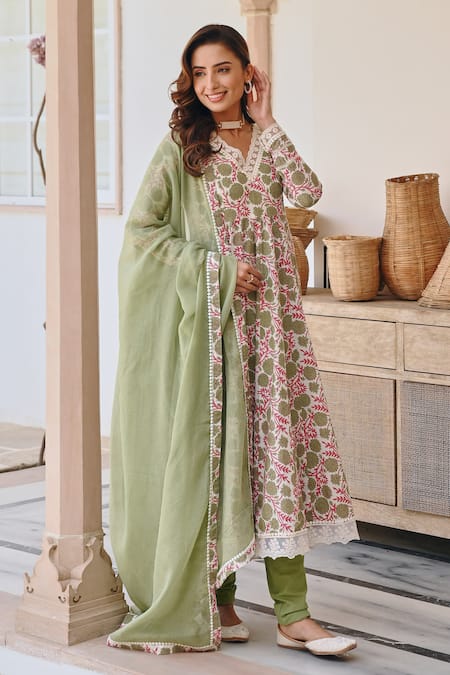 Shop Karaj Jaipur Green Cotton, Kota Doria Lace, Embroidery Scoop Floral Jaal Print Anarkali Set Online at Aza Fashions Shop_Karaj Jaipur_Green Cotton, Kota Doria Lace, Embroidery Scoop Floral Jaal Print Anarkali Set _Online_at_Aza_Fashions