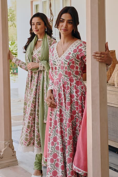 Buy Karaj Jaipur Green Cotton, Kota Doria Lace, Embroidery Scoop Floral Jaal Print Anarkali Set Buy_Karaj Jaipur_Green Cotton, Kota Doria Lace, Embroidery Scoop Floral Jaal Print Anarkali Set