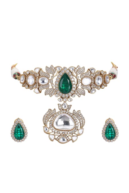 Auraa Trends_Green Zari Kundan Embellished Pendant Choker Set _Online_at_Aza_Fashions
