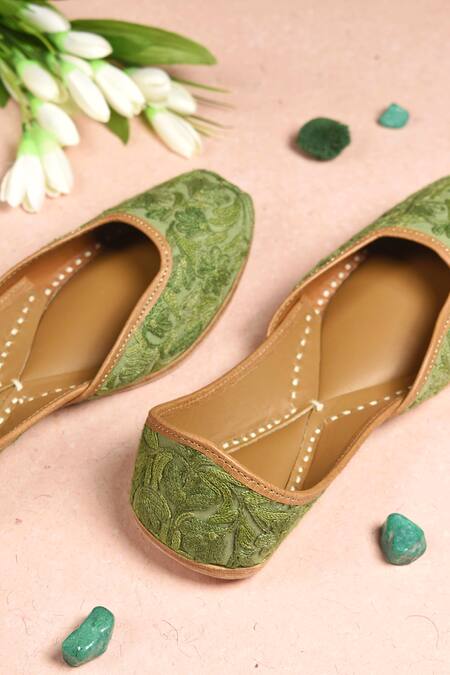 Cilwana Studio_Green Floral And Aari Work Juttis _Online_at_Aza_Fashions