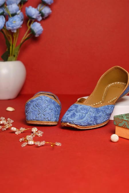 Cilwana Studio Aari Work Juttis 