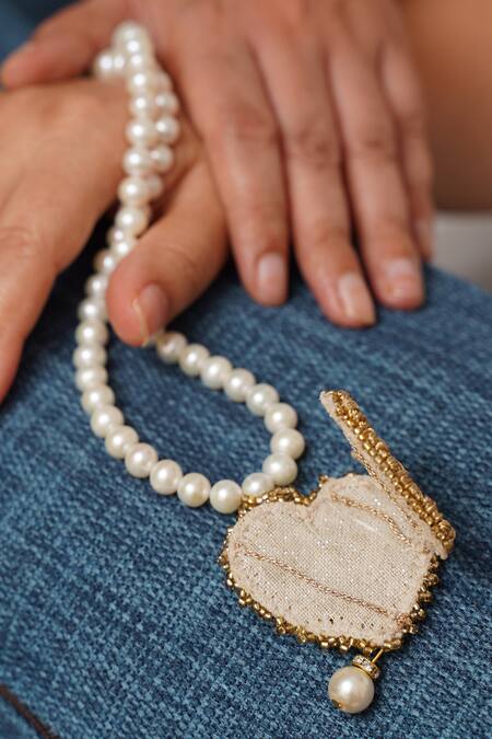 Moirra Yaadein Zari Knot Pendant Necklace 