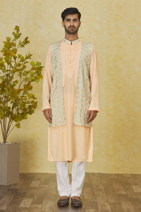 Priyanka Haralalka_Peach Kota Doria, Silk Embroidery Floral Resham Panelled Kurta Set_Online_at_Aza_Fashions