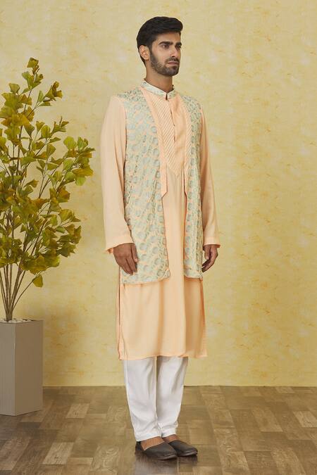 Buy_Priyanka Haralalka_Peach Kota Doria, Silk Embroidery Floral Resham Panelled Kurta Set_Online_at_Aza_Fashions