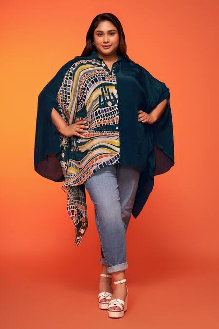 Neetiandmudita_Green Crepe Silk Abstract Collared Pattern Kaftan _Online_at_Aza_Fashions