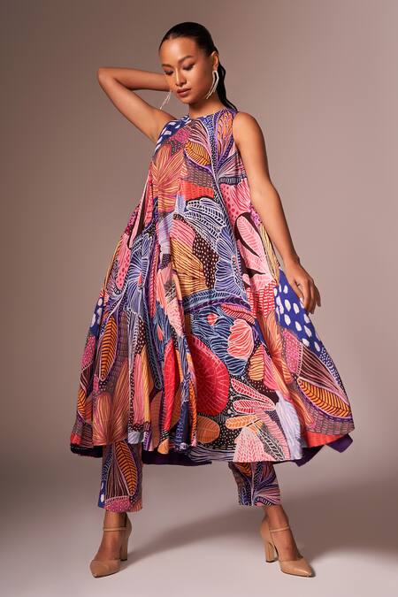 Buy_Neetiandmudita_Multi Color Silk, Crepe Round Neck Floral Print Flowy Tunic With Pant _Online_at_Aza_Fashions