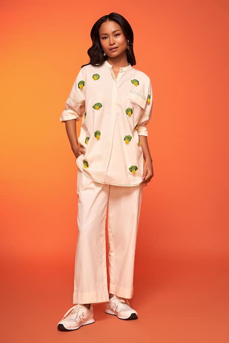 Neetiandmudita_Ivory Cotton Embellished Applique Mandarin Collar Floral Pattern Top _Online_at_Aza_Fashions