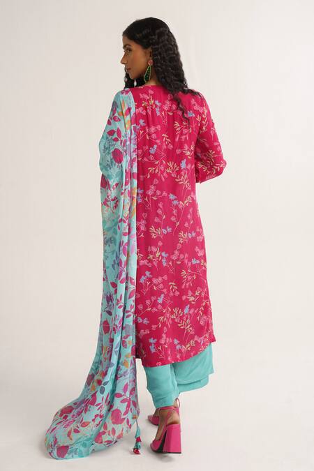 Shop Vishala Shree Pink Crepe, Silk, Chiffon Sequins Round Neck Periwinkle Print Kurta Pant Set at Aza Fashions Shop_Vishala Shree_Pink Crepe, Silk, Chiffon Sequins Round Neck Periwinkle Print Kurta Pant Set_at_Aza_Fashions