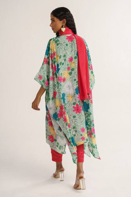 Shop Vishala Shree Green Crepe, Silk Sequins V-neck Dianthus Floral Print Kurta Pant Set at Aza Fashions Shop_Vishala Shree_Green Crepe, Silk Sequins V-neck Dianthus Floral Print Kurta Pant Set_at_Aza_Fashions