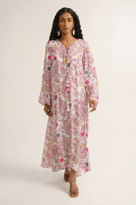 Vishala Shree White Crepe Silk Print Abstract Floral V Tie-up Daisy Dress Online at Aza Fashions Vishala Shree_White Crepe Silk Print Abstract Floral V Tie-up Daisy Dress_Online_at_Aza_Fashions