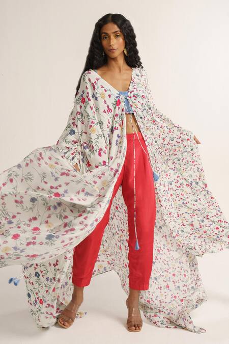 Vishala Shree White Crepe Silk Print Floral V Neck Calandiva Cape Online at Aza Fashions Vishala Shree_White Crepe Silk Print Floral V Neck Calandiva Cape_Online_at_Aza_Fashions