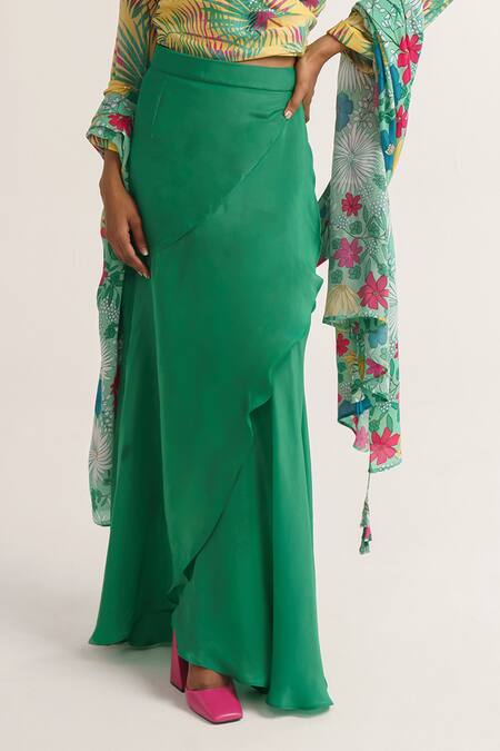 Buy Vishala Shree Yellow Crepe Silk Print Tropical V Neck Allamanda Top Skirt Set Online at Aza Fashions Buy_Vishala Shree_Yellow Crepe Silk Print Tropical V Neck Allamanda Top Skirt Set_Online_at_Aza_Fashions