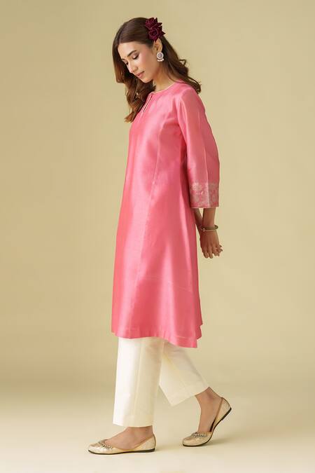 Mushio Pink Chanderi Silk Zari Round Neck Gulzar Kurta Online at Aza Fashions Mushio_Pink Chanderi Silk Zari Round Neck Gulzar Kurta _Online_at_Aza_Fashions