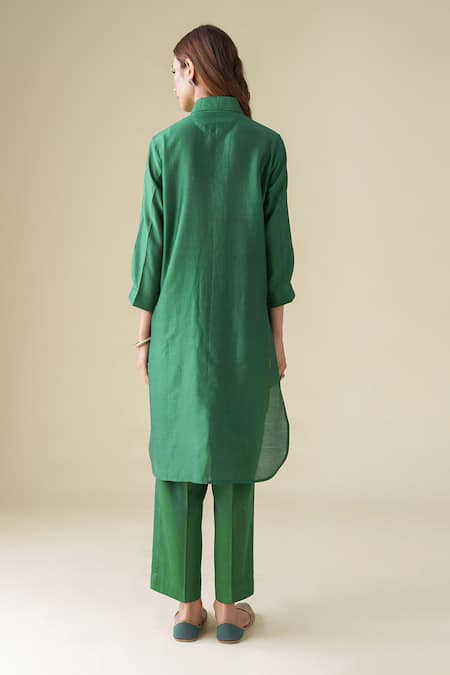 Shop_Mushio_Green Chanderi Silk Sequins, Embroidery Collared Prisha Kurta _at_Aza_Fashions