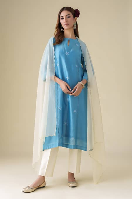 Mushio Off White Organza Plain Scallop Trimmed Dupatta