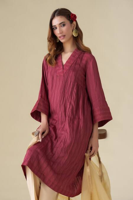 Shop_Mushio_Maroon Chanderi, Cotton, Silk, Organza Mitali Crinkle Effect Kurta Pant Set _Online_at_Aza_Fashions