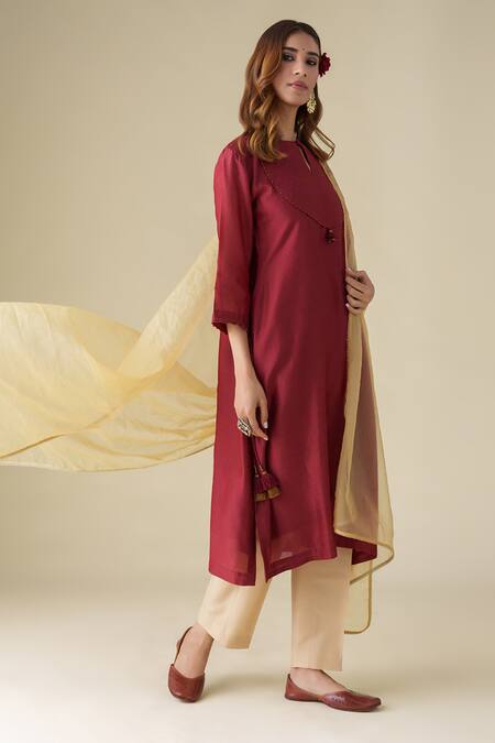 Shop_Mushio_Maroon Chanderi, Cotton, Silk, Organza Sequins, Lace Aadhya Kurta Pant Set 