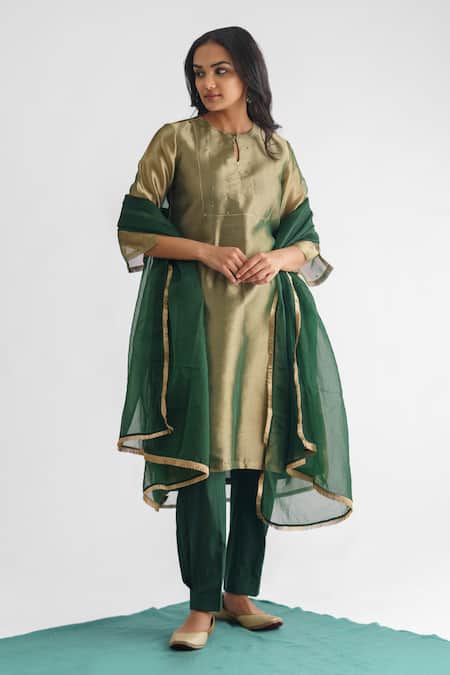 Mushio Green Tissue Beads Keyhole Neck Abhilasha Embellished Kurta Online at Aza Fashions Mushio_Green Tissue Beads Keyhole Neck Abhilasha Embellished Kurta _Online_at_Aza_Fashions