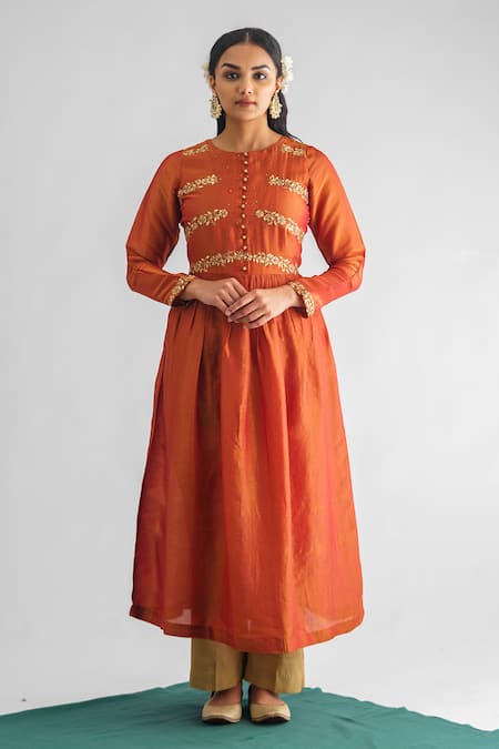 Mushio Resham Floral Threadwork Anarkali 