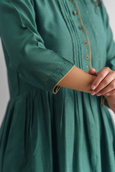 Mushio Green Chanderi Silk Beads Round Neck Mishika Pleated Bodice Anarkali at Aza Fashions Mushio_Green Chanderi Silk Beads Round Neck Mishika Pleated Bodice Anarkali _at_Aza_Fashions