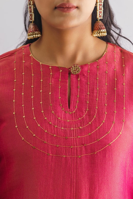 Mushio Pink Cotton Sequins, Embroidery Round Neck Gulab Threadwork Kurta at Aza Fashions Mushio_Pink Cotton Sequins, Embroidery Round Neck Gulab Threadwork Kurta _at_Aza_Fashions