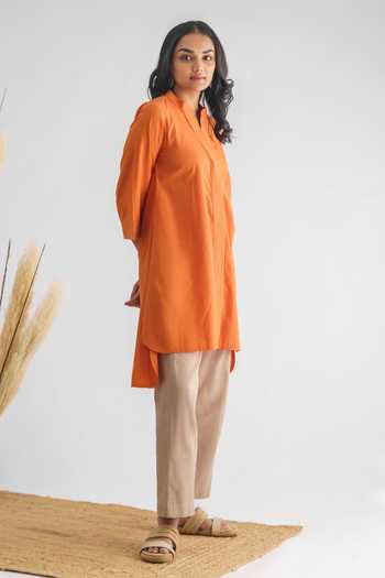 Mushio Orange Cotton Silk Threadwork Mandarin Collar Amvi High-low Tunic Online at Aza Fashions Mushio_Orange Cotton Silk Threadwork Mandarin Collar Amvi High-low Tunic _Online_at_Aza_Fashions