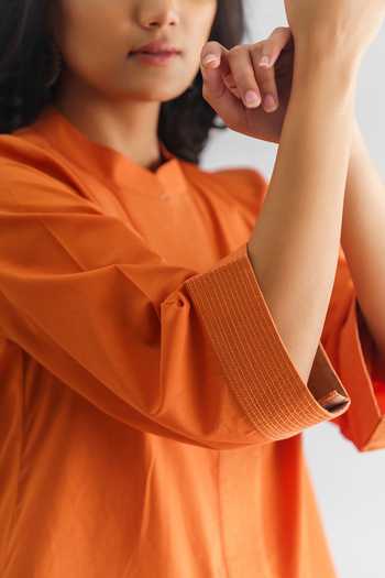 Mushio Orange Cotton Silk Threadwork Mandarin Collar Amvi High-low Tunic at Aza Fashions Mushio_Orange Cotton Silk Threadwork Mandarin Collar Amvi High-low Tunic _at_Aza_Fashions