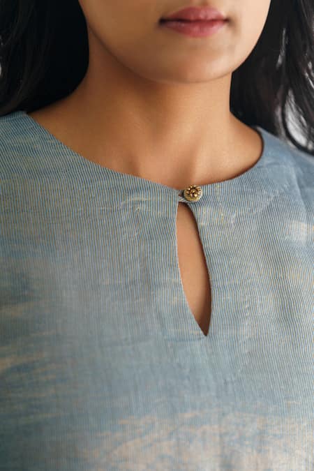 Shop Mushio Blue Georgette, Cotton, Silk, Organza Round Neck Woven Stripe Kurta Pant Set Online at Aza Fashions Shop_Mushio_Blue Georgette, Cotton, Silk, Organza Round Neck Woven Stripe Kurta Pant Set _Online_at_Aza_Fashions