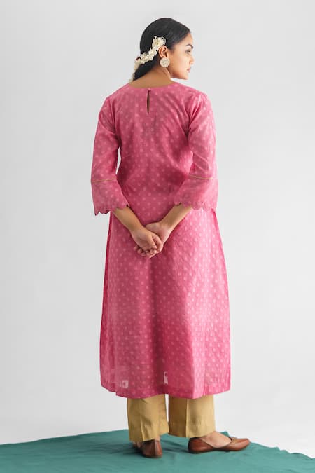 Shop Mushio Pink Silk, Organza, Brocade Embroidery, Madhurima Floral Woven Kurta Set at Aza Fashions Shop_Mushio_Pink Silk, Organza, Brocade Embroidery, Madhurima Floral Woven Kurta Set _at_Aza_Fashions